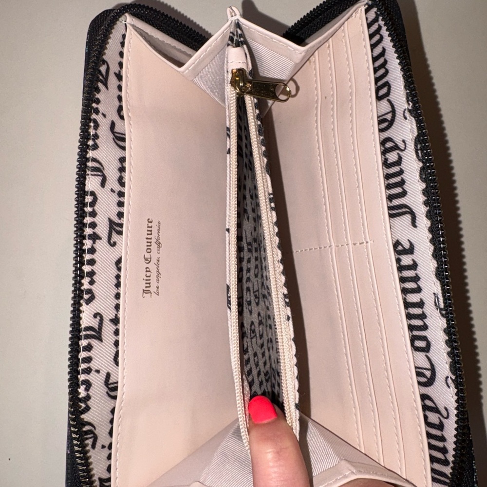 Juicy Couture Black Multicolor Logo Zip Wallet - Picture 6 of 10